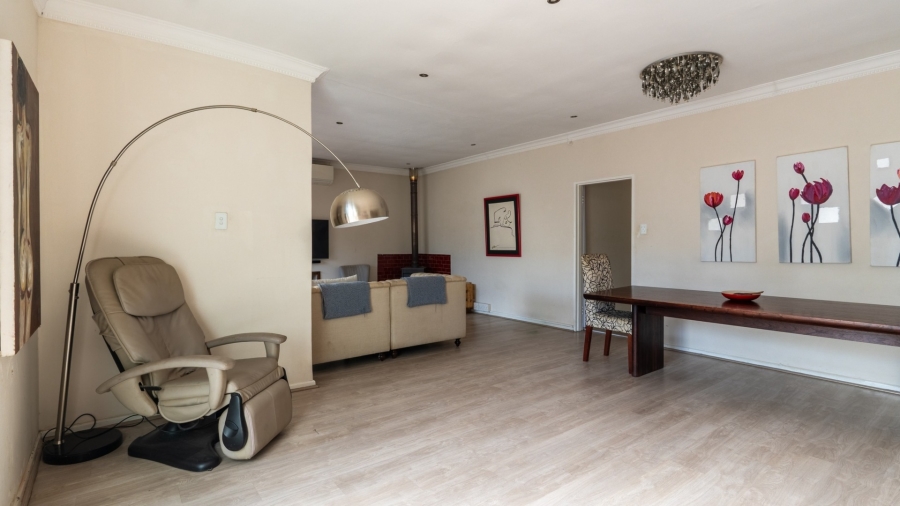 4 Bedroom Property for Sale in De Zoete Inval Western Cape